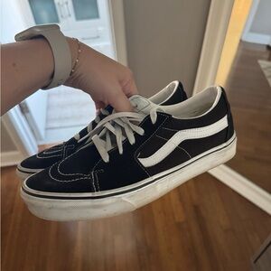 Vans Women’s Black and White Sneakers